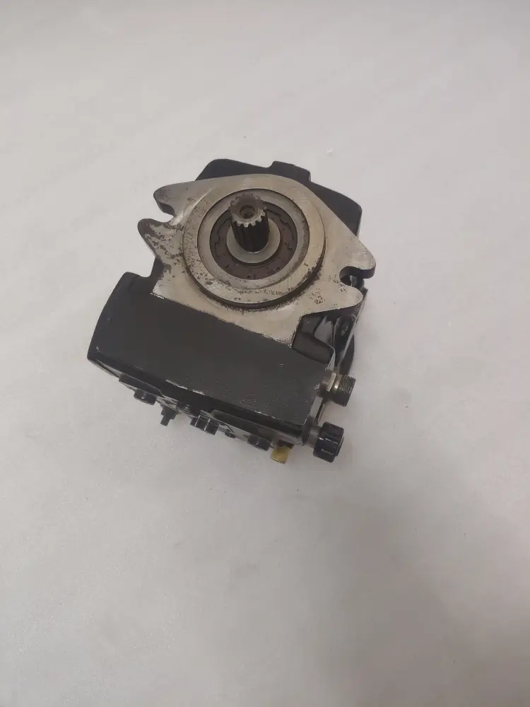 REXROTH HYDRAULIC TRANSMISSION PUMP JCB TYPE: A10VG45 EP3D1 ; CUSTOMER NO: 401/K4323 ; MNR R902282533 ROTATION CW - Image 2